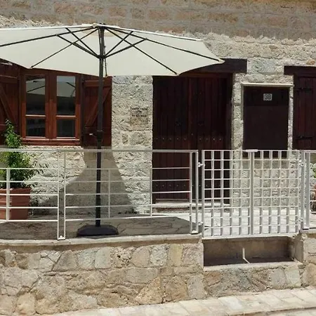 Saint George Stone Costa Demetriou Tatil Evi Kathikas