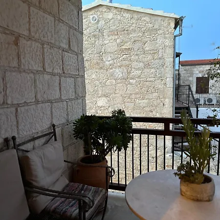 Saint George Stone Costa Demetriou Tatil Evi Kathikas