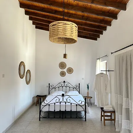 Tatil Evi Saint George Stone Costa Demetriou