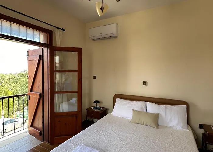 Case de vacanță Saint George - Stone Costa *