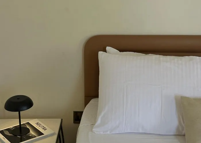 Saint George - Stone Costa *